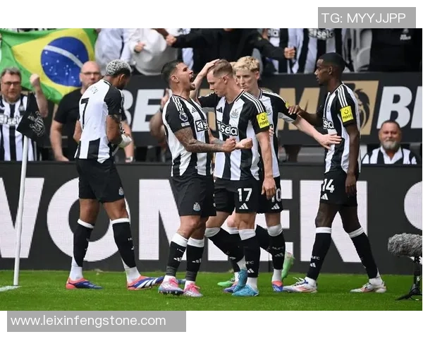 英超惊现冷门曼城3-0横扫那不勒斯全场沸腾