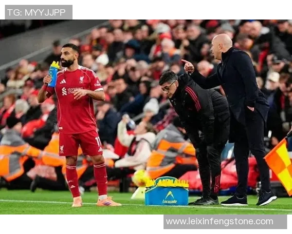 西甲赛场惊现冷门利物浦与尤文图斯鏖战至平局引发全场热议