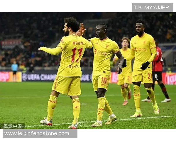 欧冠激战：里昂补时绝杀AC米兰全场沸腾战报详解