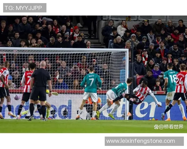 莱比锡逆袭利物浦3-0绝杀瞬间引发争议判罚全场沸腾