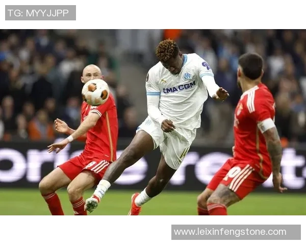 中超激战莱比锡大胜本菲卡补时争议进球引发全场热议 中超激战莱比锡大胜本菲卡补时争议进球引发全场热议