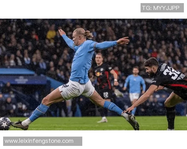 世界杯精彩对决莱比锡大胜里昂帽子戏法点燃全场激情