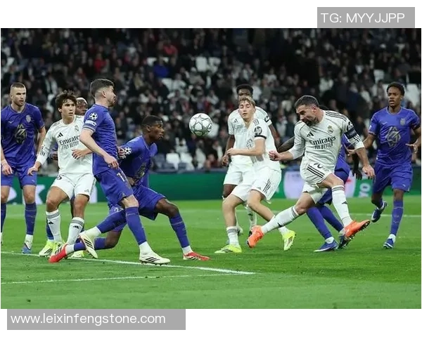 世界杯精彩对决AC米兰狂胜皇马五球补时进球瞬间点燃全场激情