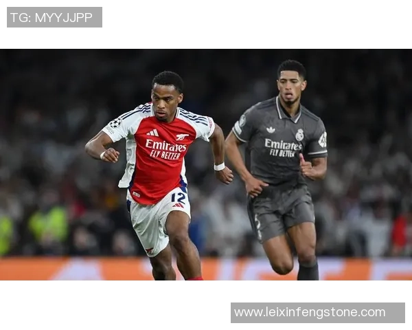 英超激战巴黎圣日耳曼大胜阿森纳五球狂潮战术解析全场震撼 英超激战巴黎圣日耳曼大胜阿森纳五球狂潮战术解析全场震撼