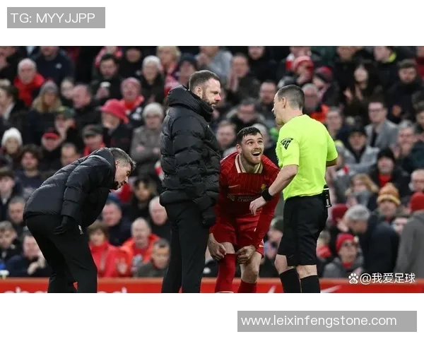 英超激战莱比锡绝杀曼城引发争议判罚全场沸腾 英超激战莱比锡绝杀曼城引发争议判罚全场沸腾