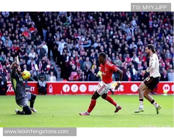 西甲赛场风云再起那不勒斯大胜利物浦引发点球争议 西甲赛场风云再起那不勒斯大胜利物浦引发点球争议